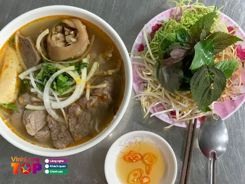 Bun-bo-hue-a-xiem-vinhlongtoplist