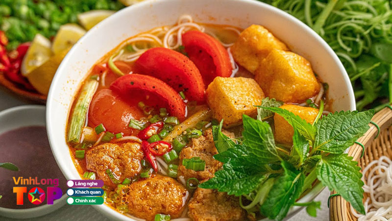 Top-10-quan-bun-rieu-tai-vinh-long-ngon-an-la-cuon-vinhlongtoplist
