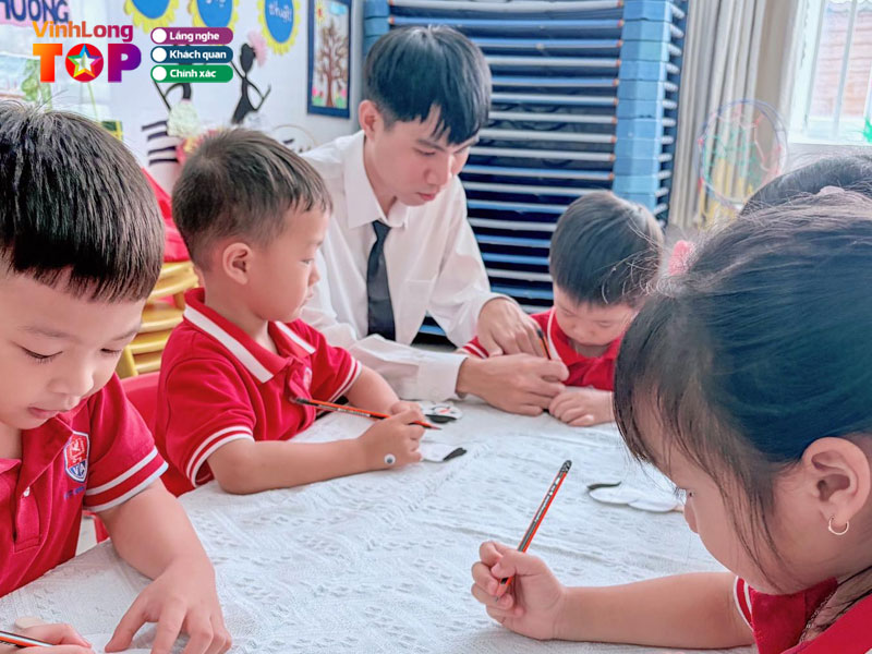 Truong-mam-non-viet-anh-5-vinhlongtoplist