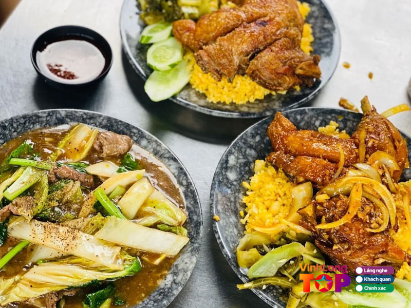 Com-ga-phung-gia-vinhlongtoplist