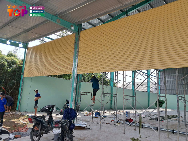 Cua-cuon-cua-keo-dat-thanh-vinhlongtoplist