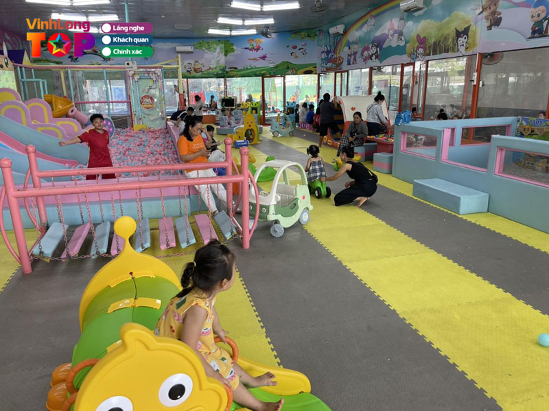 To-hop-khu-vui-choi-be-boi-voi-con-vinhlongtoplist