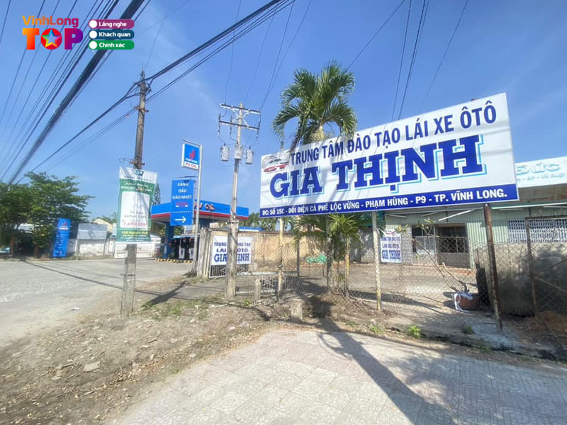 Trung-tam-dao-tao-lai-xe-o-to-gia-thinh-vinhlongtoplist