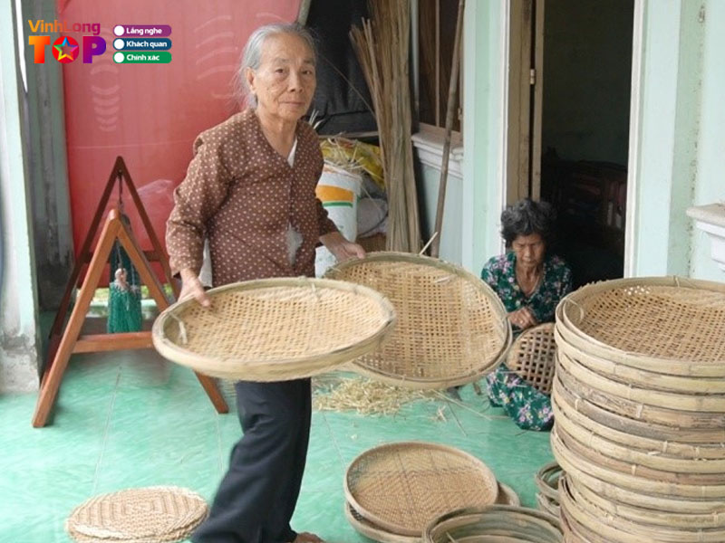 Xom-nghe-truyen-thong-dan-ro-re-vinhlongtoplist