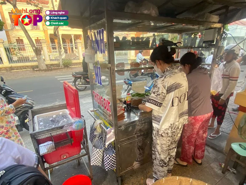 Banh-mi-thieng-duc-vinhlongtoplist