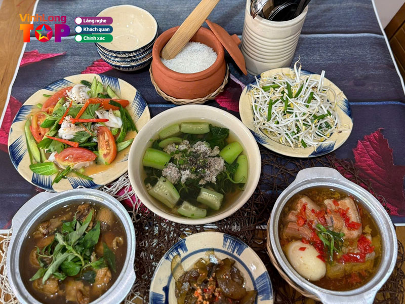 Com-nieu-nha-ngoai-vinhlongtoplist