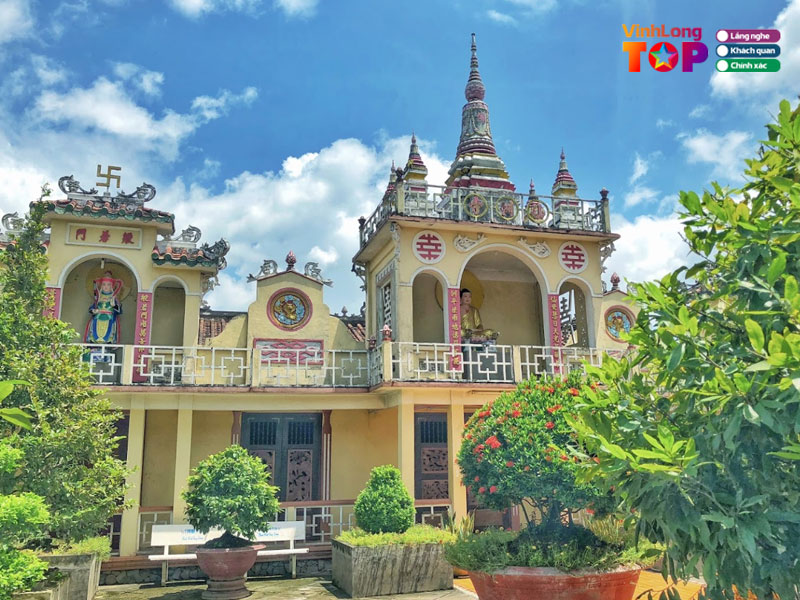 Kien-truc-co-kinh-mang-dau-an-the-ky-xviii-vinhlongtoplist