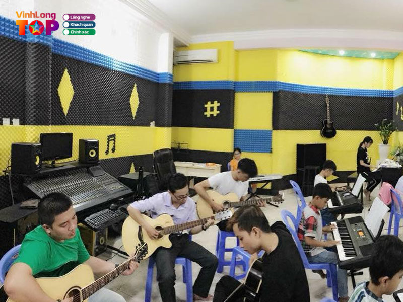 Lop-nhac-thay-kim-suong-vinhlongtoplist