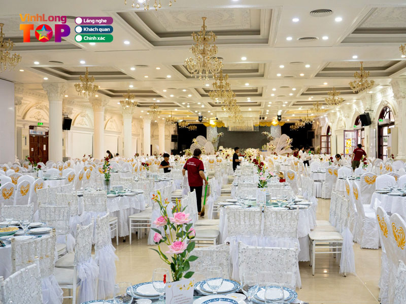 Nha-hang-duc-phat-hoang-gia-vinhlongtoplist