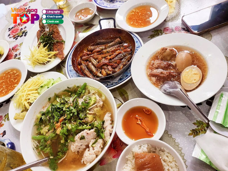 Quan-com-tan-tan-vinhlongtoplist