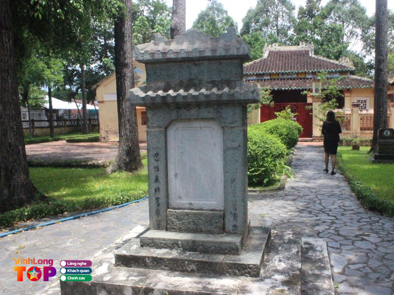 Trai-nghiem-tham-quan-khong-gian-kien-truc-co-kinh-vinhlongtoplist