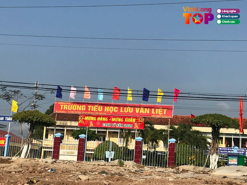 Truong-tieu-hoc-luu-van-liet-vinhlongtoplist