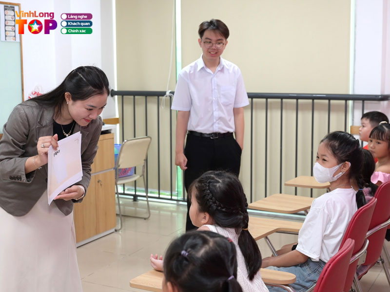 Vus-anh-van-hoi-viet-my-vinhlongtoplist