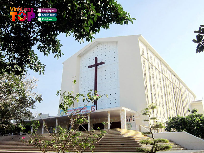 Nha-tho-chinh-toa-giao-phan1-vinhlongtoplist