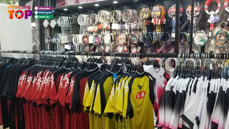 Top-5-shop-ao-quan-cau-long-o-vinh-long-dep-thoai-mai-vinhlongtoplist