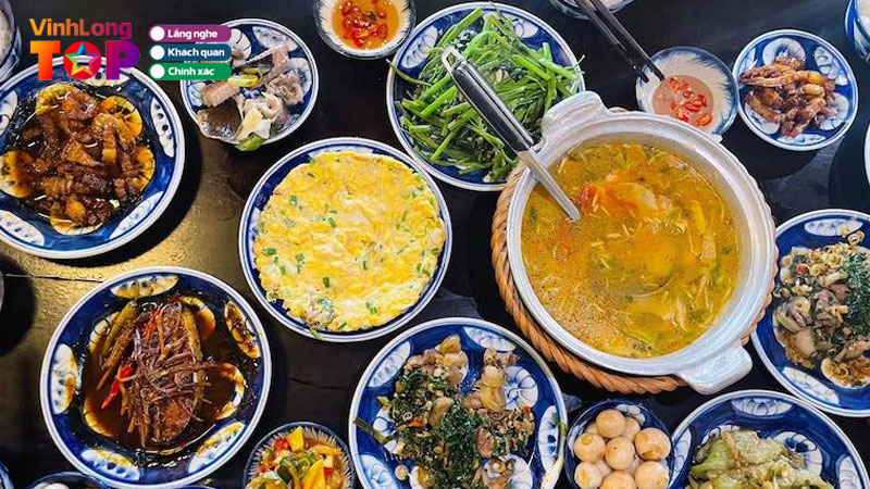 Top-10-quan-com-binh-dan-tai-vinh-long-sach-se-an-bao-no-vinhlongtoplist